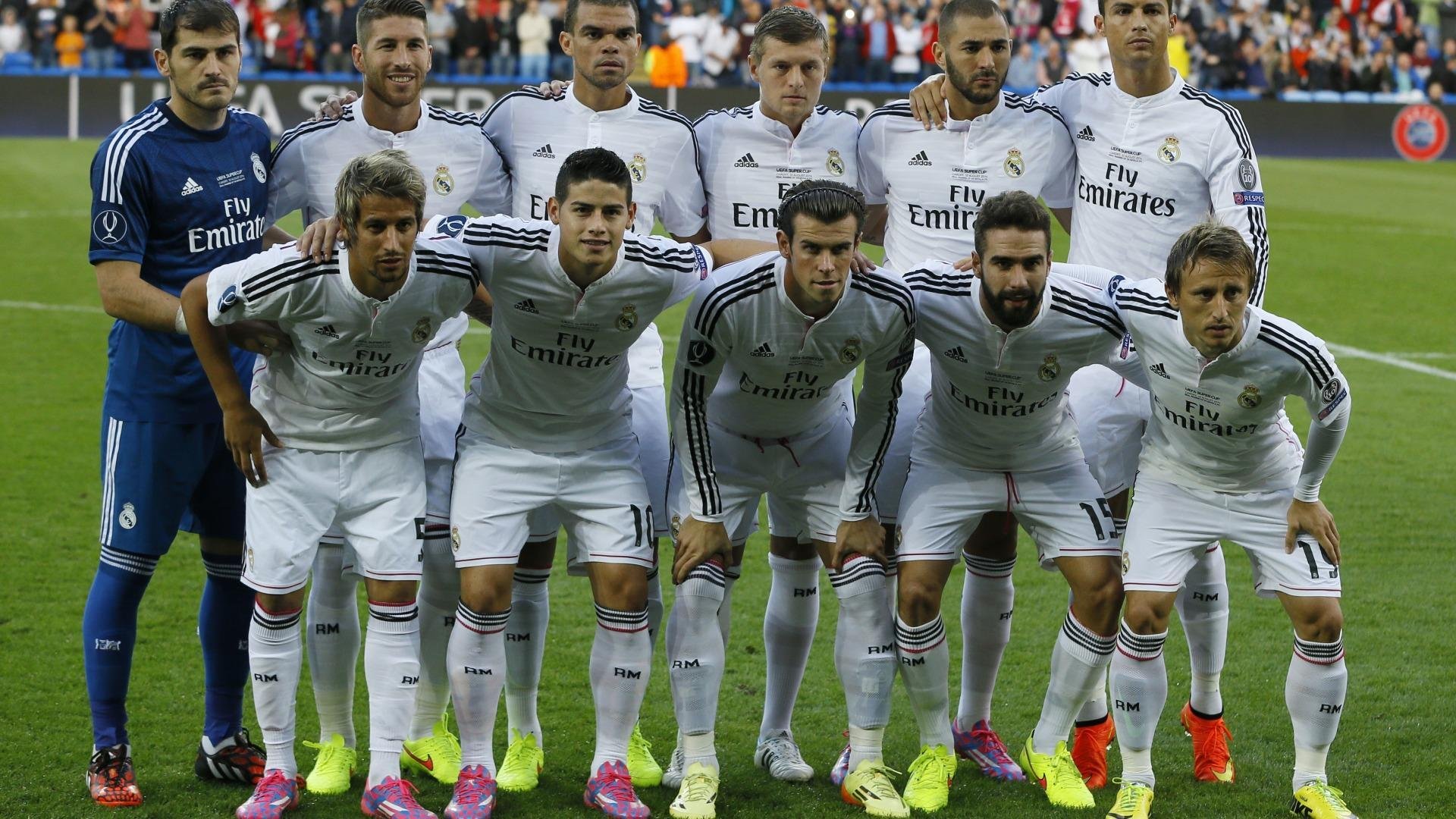 梅西领衔阿根廷队稳步前进，冲刺世界杯