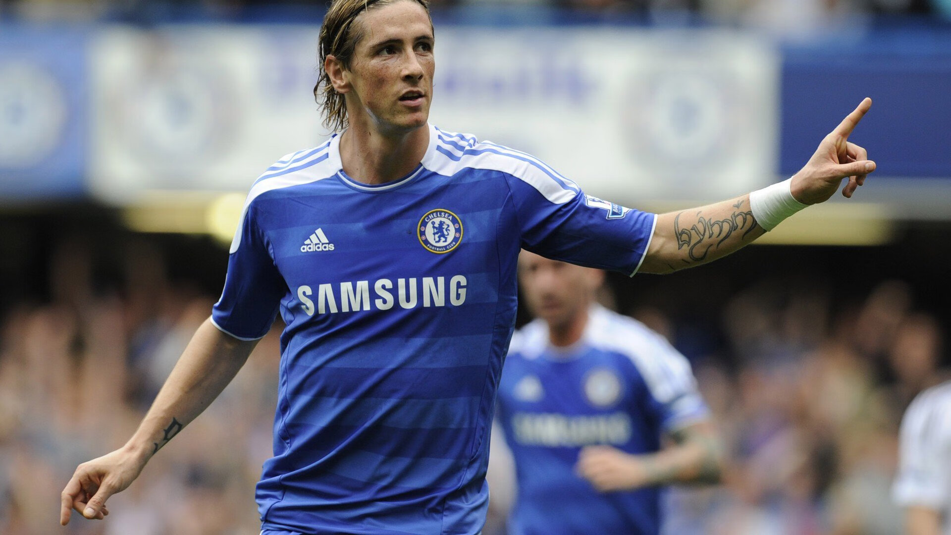 西甲攻防不断：精彩片段频频上演！，西甲loading