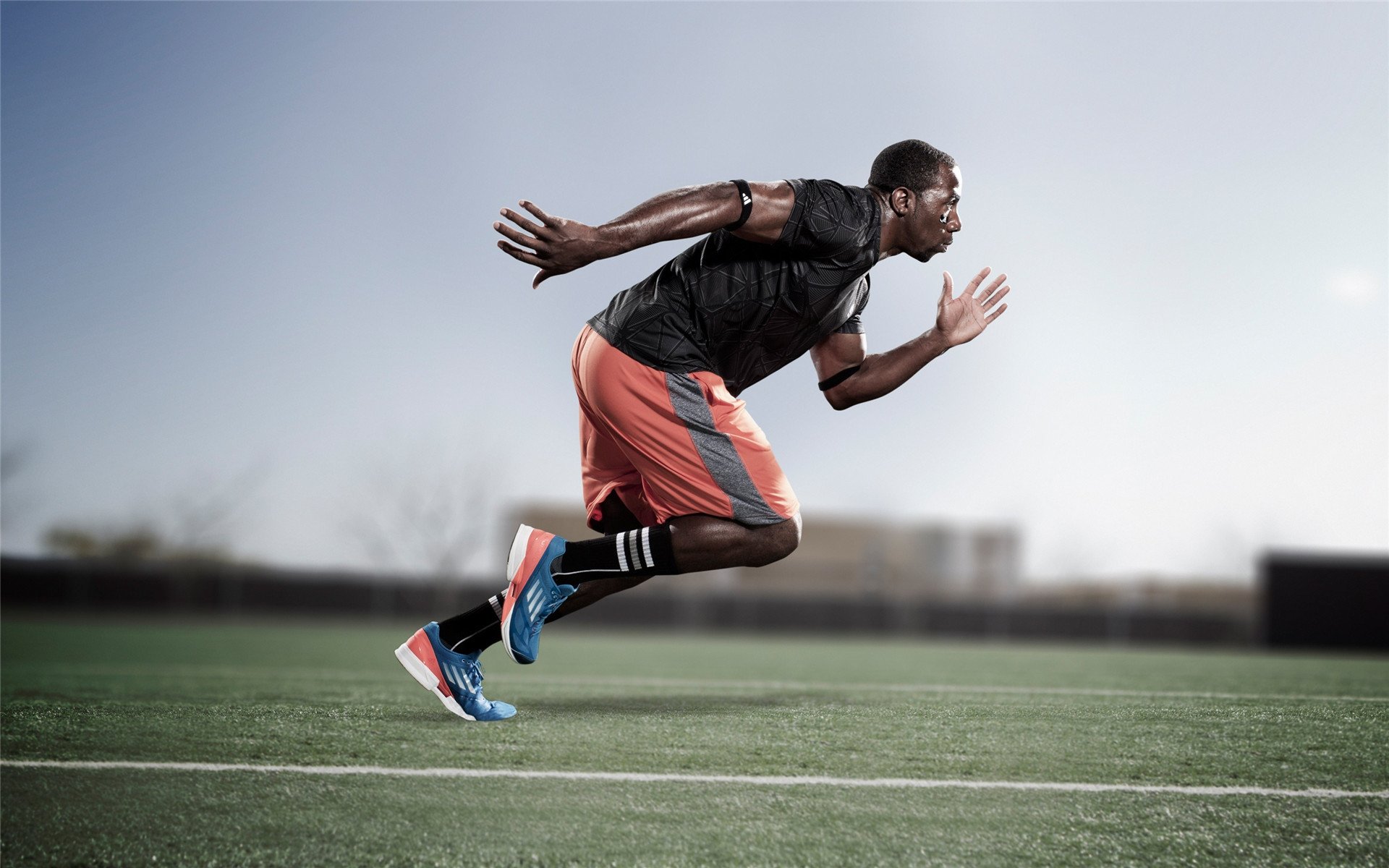 独行侠险胜送奇才8连败 弗拉格12+6+6，独行侠球队