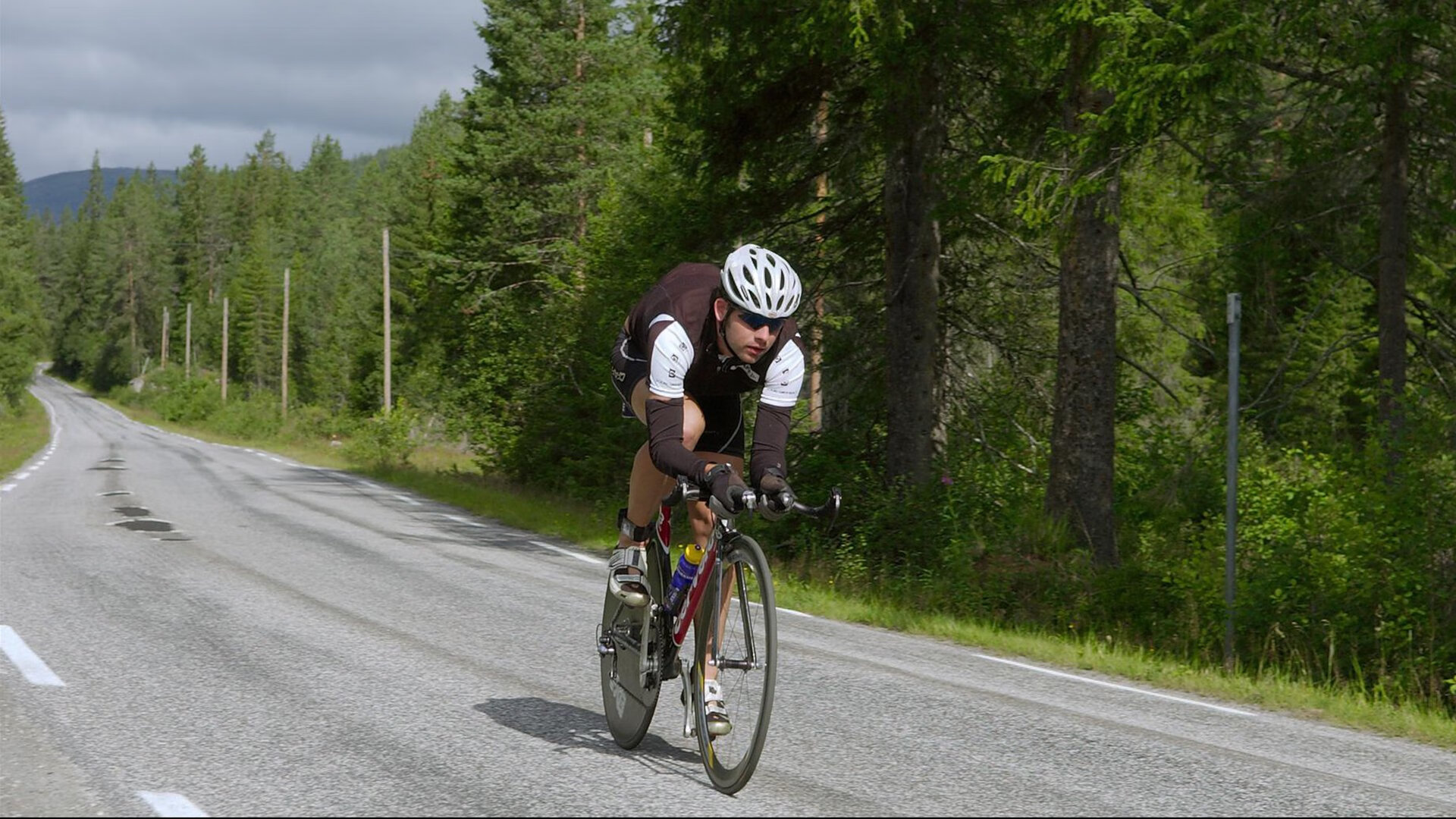 中国篮球赛事观赏性能否提高，观赏篮球比赛